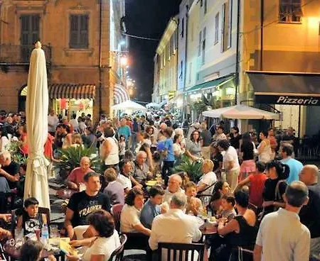 شقة Bandierazzurra *